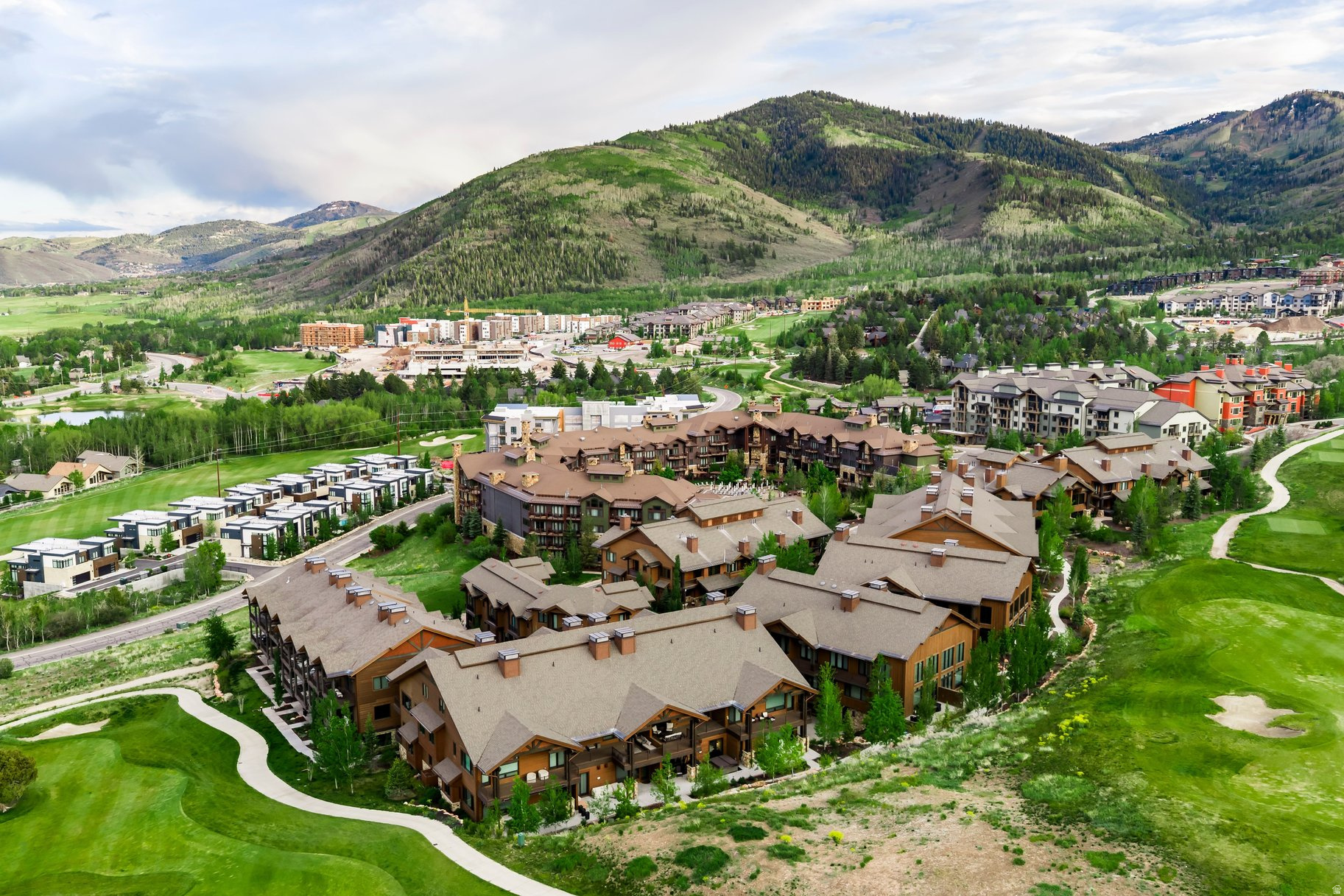 JUNIPER LANDING AMENDED CONDOMINIUM - Residential