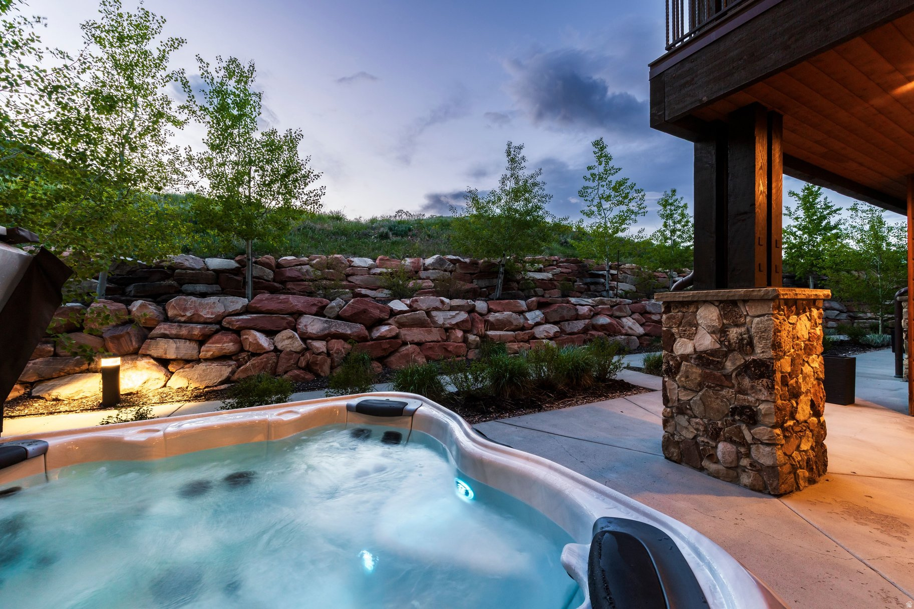 JUNIPER LANDING AMENDED CONDOMINIUM - Residential