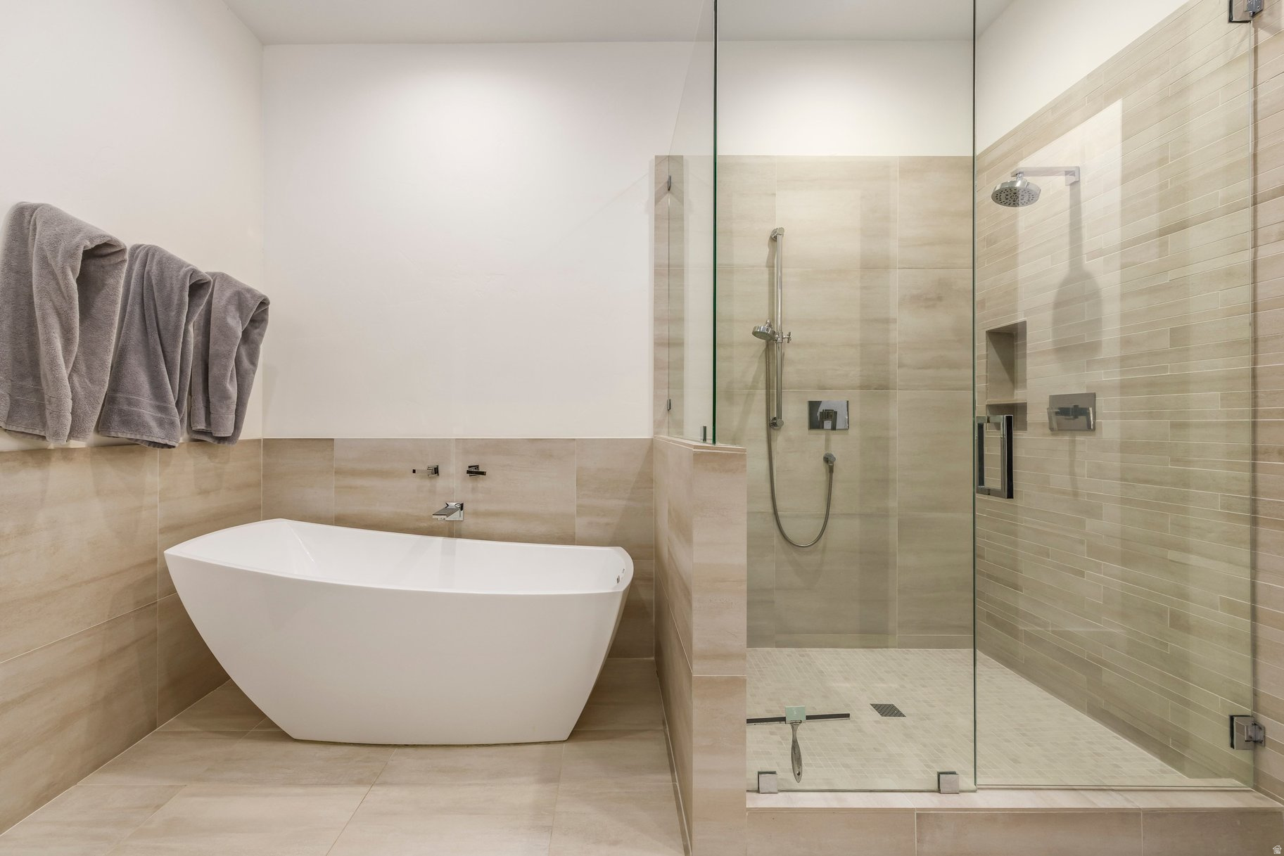 JUNIPER LANDING AMENDED CONDOMINIUM - Residential