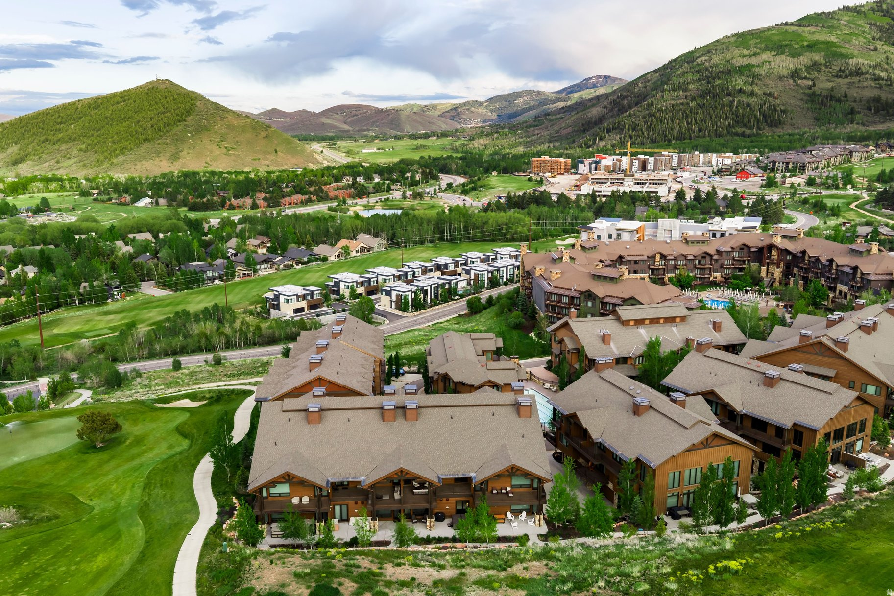 JUNIPER LANDING AMENDED CONDOMINIUM - Residential