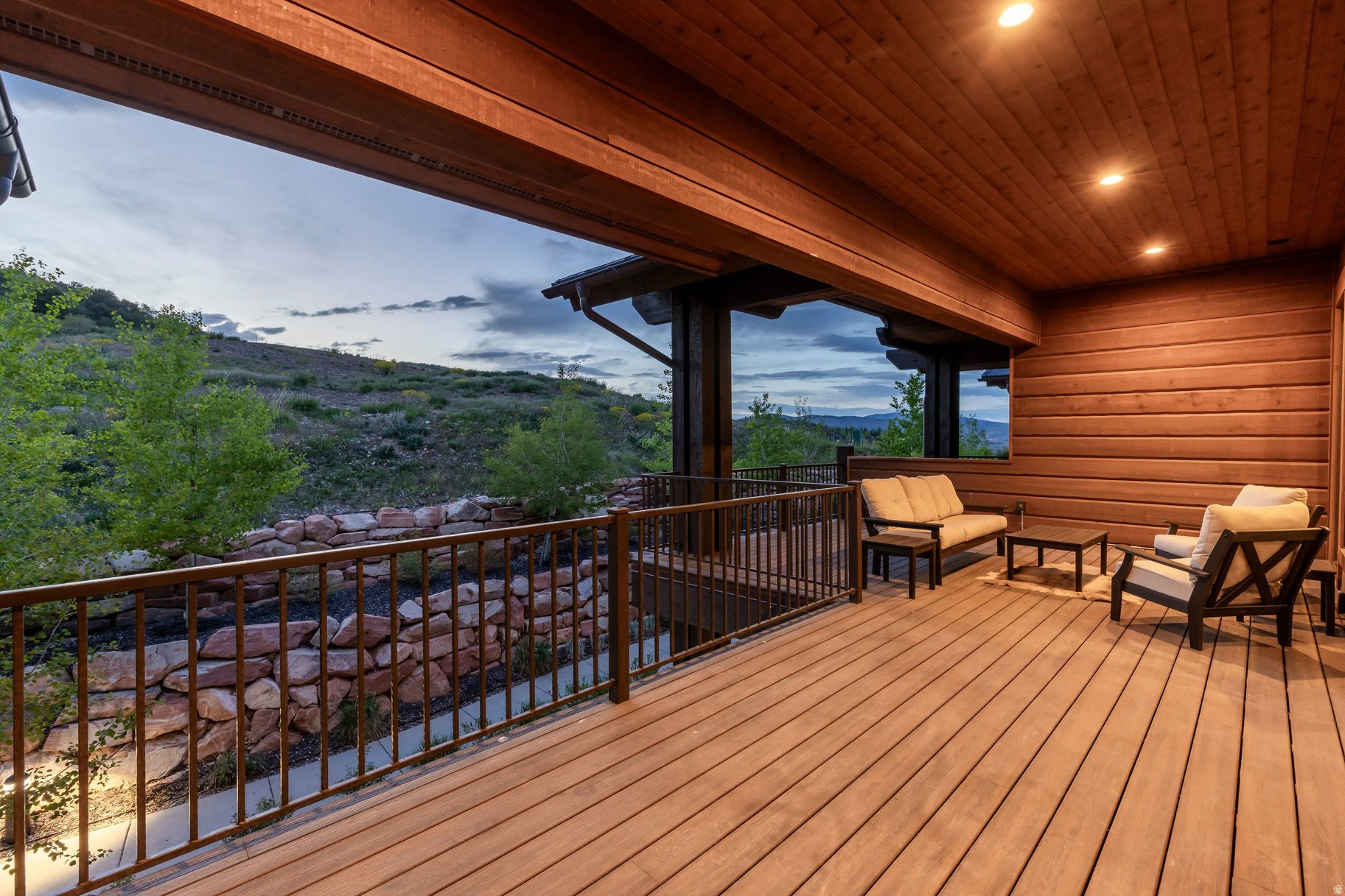 JUNIPER LANDING AMENDED CONDOMINIUM - Residential