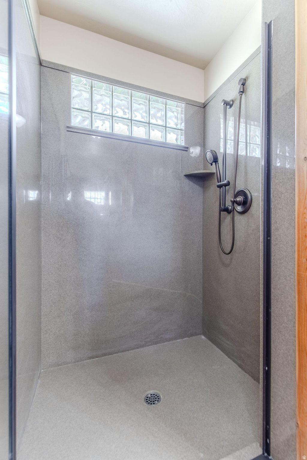 GREYSTONE ESTATES - Residential