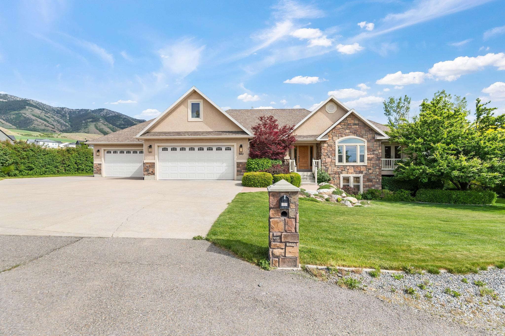 GREYSTONE ESTATES - Residential