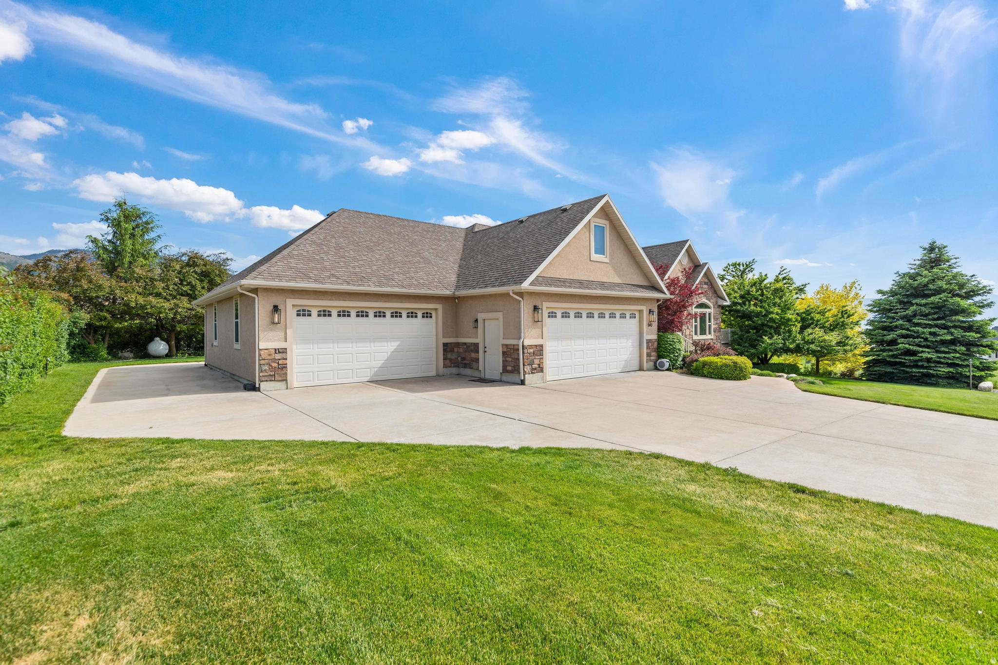 GREYSTONE ESTATES - Residential