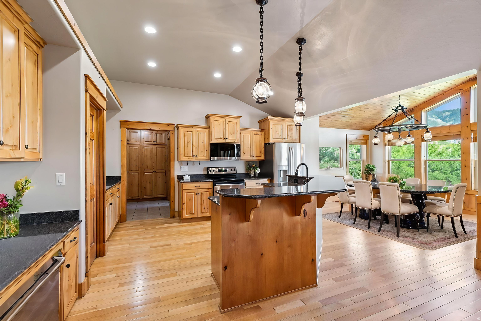 GREYSTONE ESTATES - Residential
