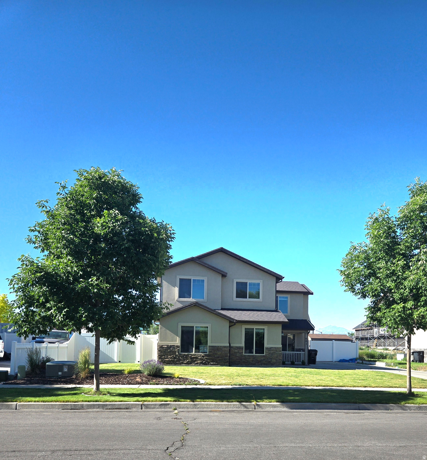 GRASSLANDS - Residential