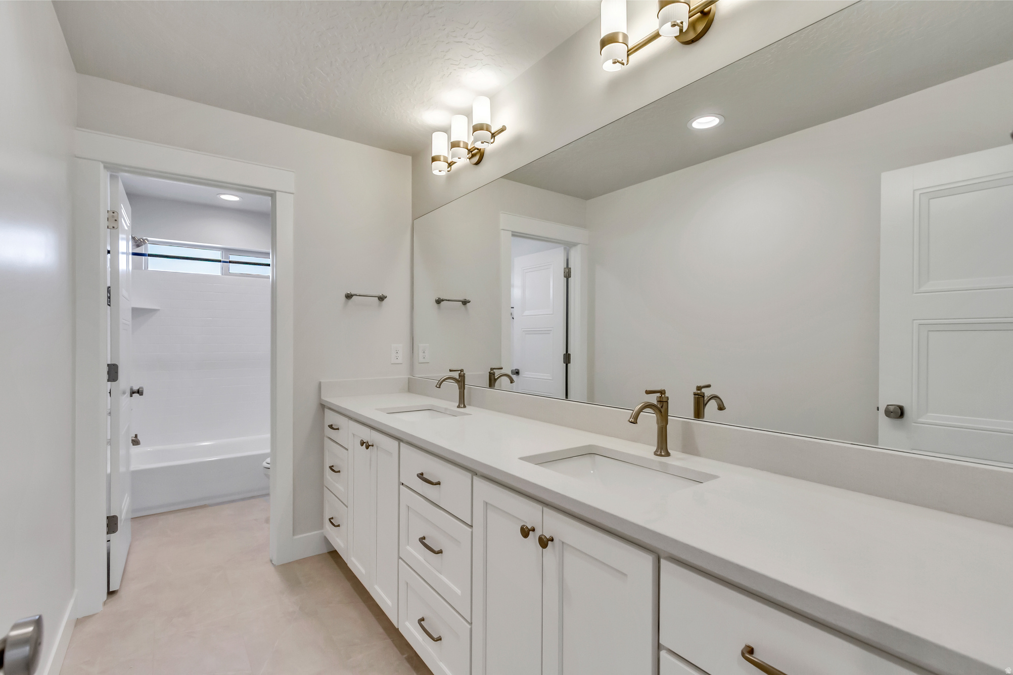 HOLDAWAY FIELDS - Residential