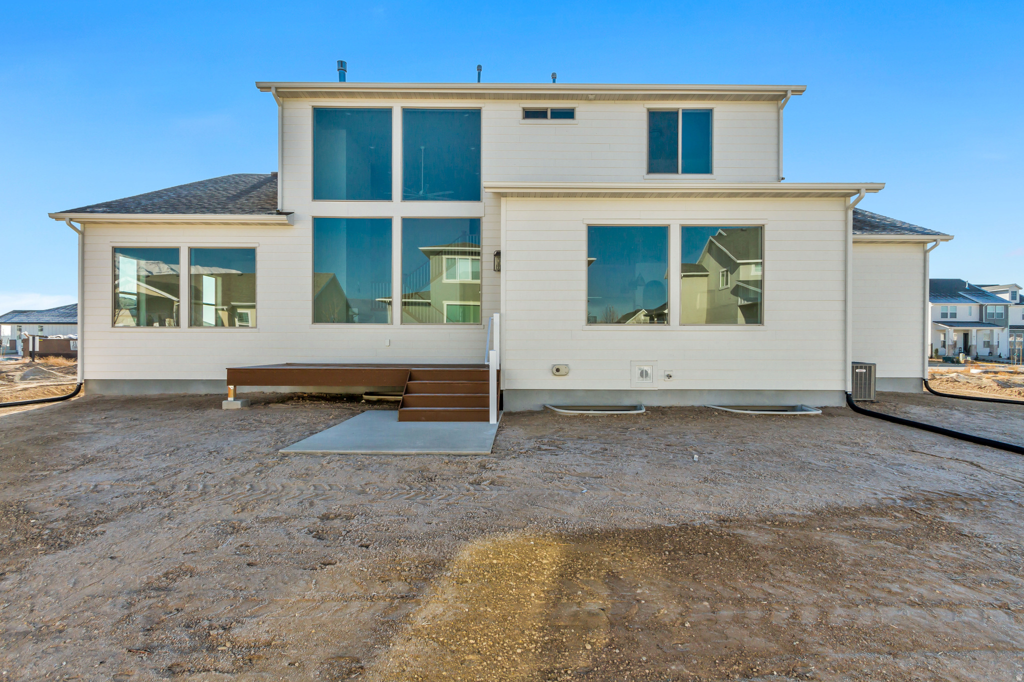 HOLDAWAY FIELDS - Residential