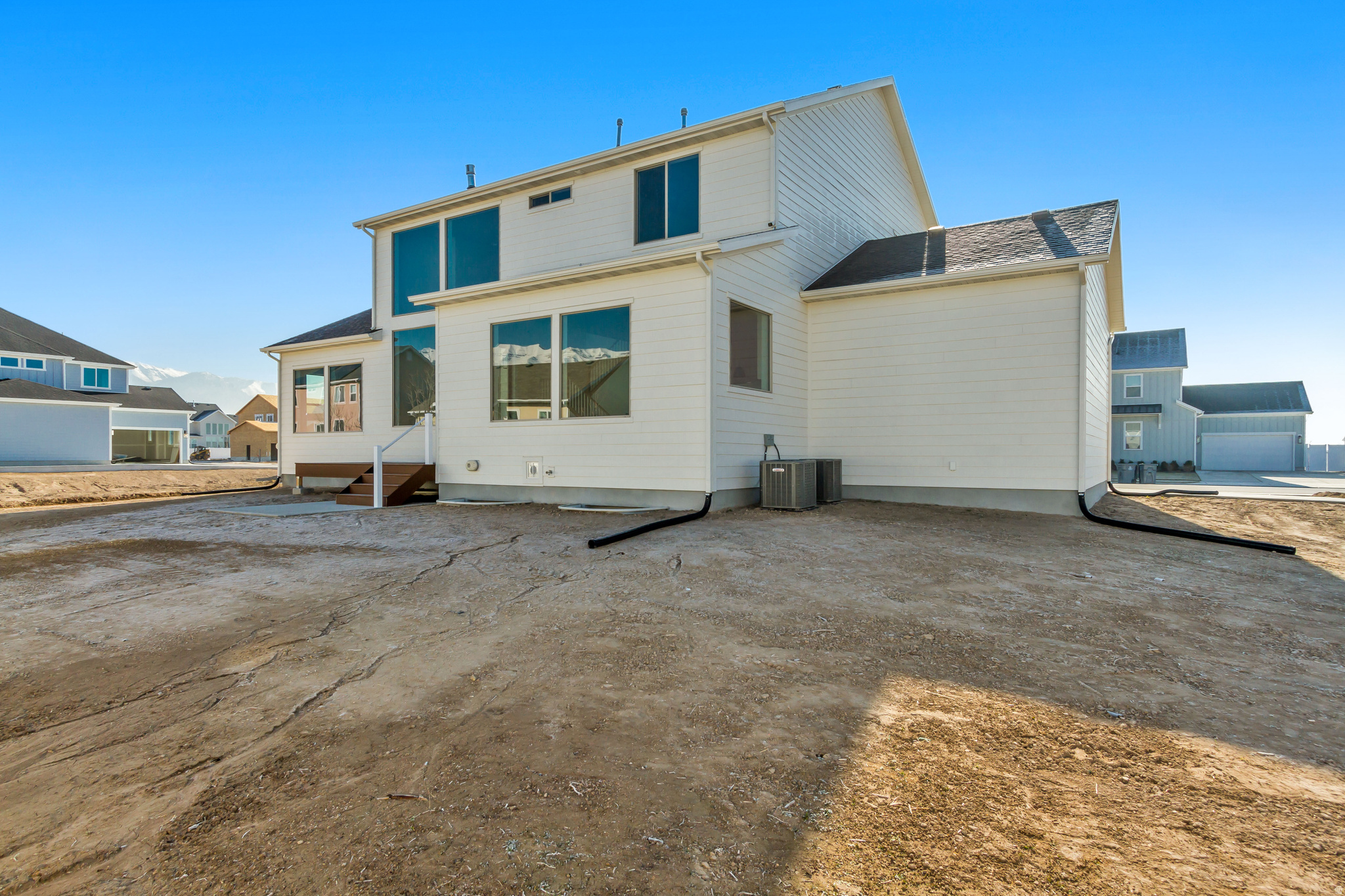 HOLDAWAY FIELDS - Residential