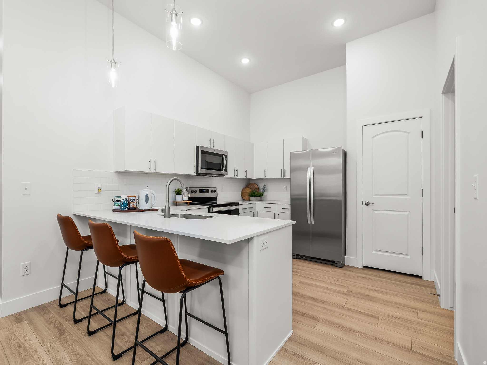 SARATOGA VIEW - Residential