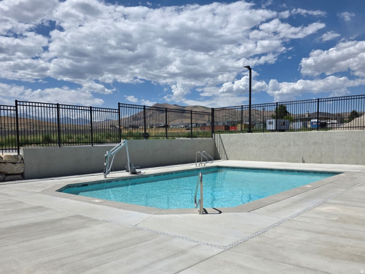 SARATOGA VIEW - Residential