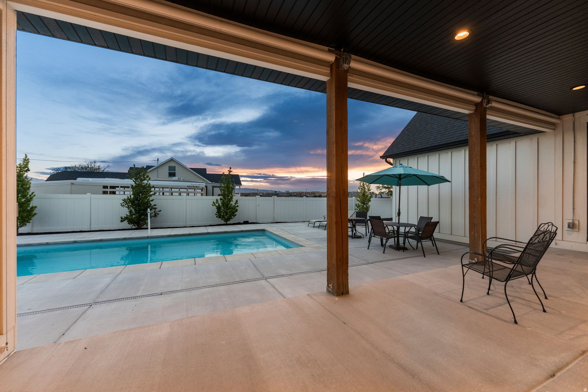 SUNNYSIDE ESTATES - Residential