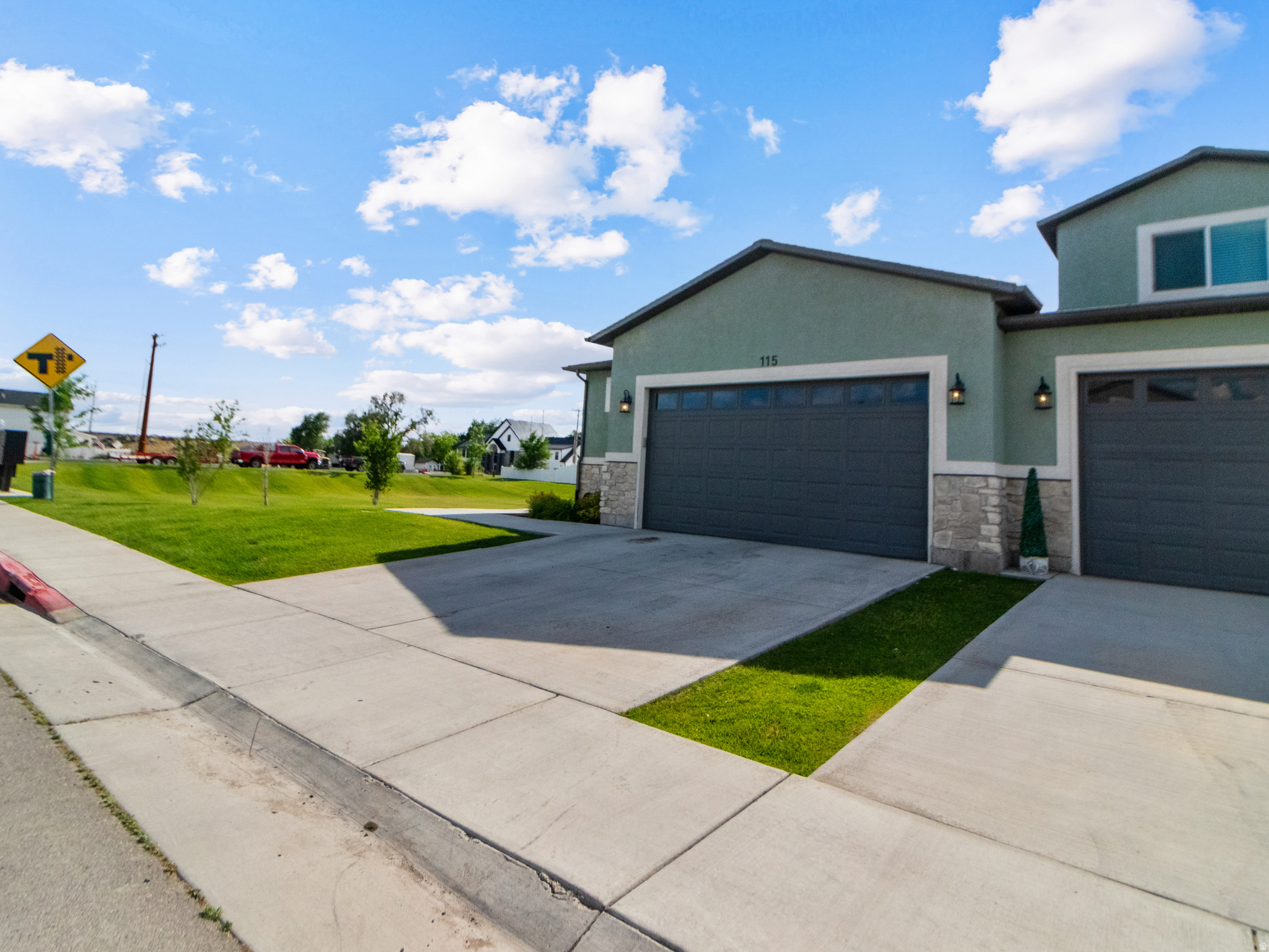 ASPEN RIDGES - Residential