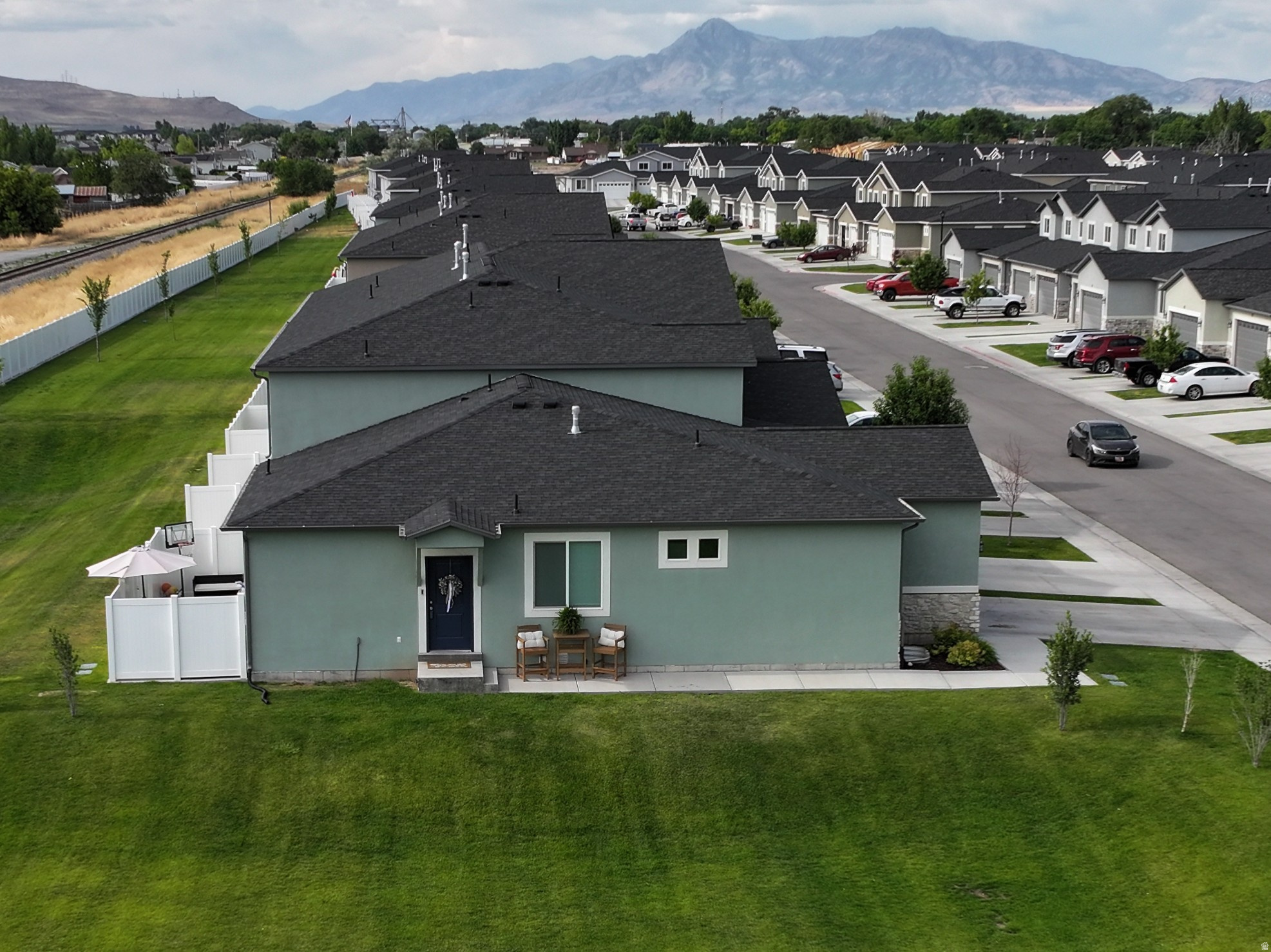 ASPEN RIDGES - Residential