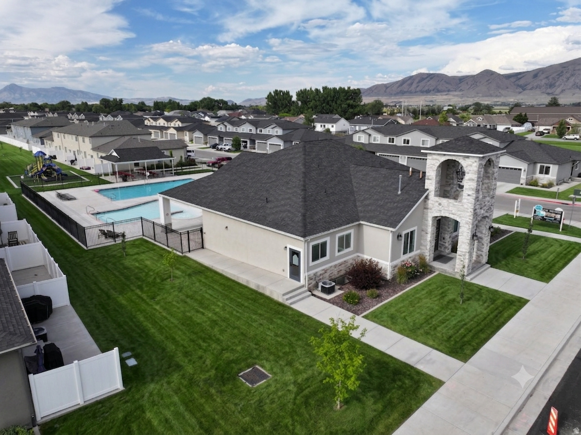 ASPEN RIDGES - Residential