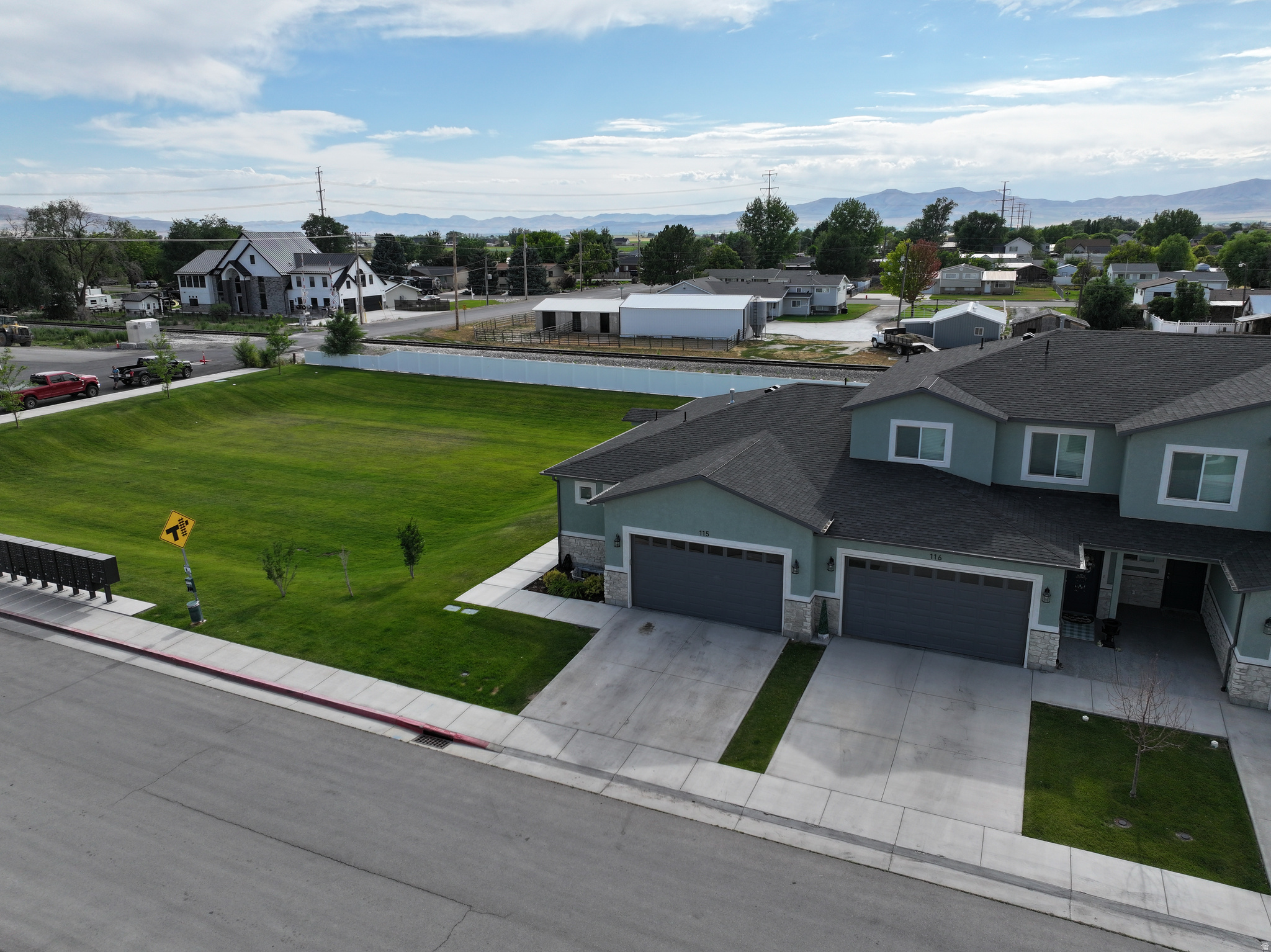 ASPEN RIDGES - Residential