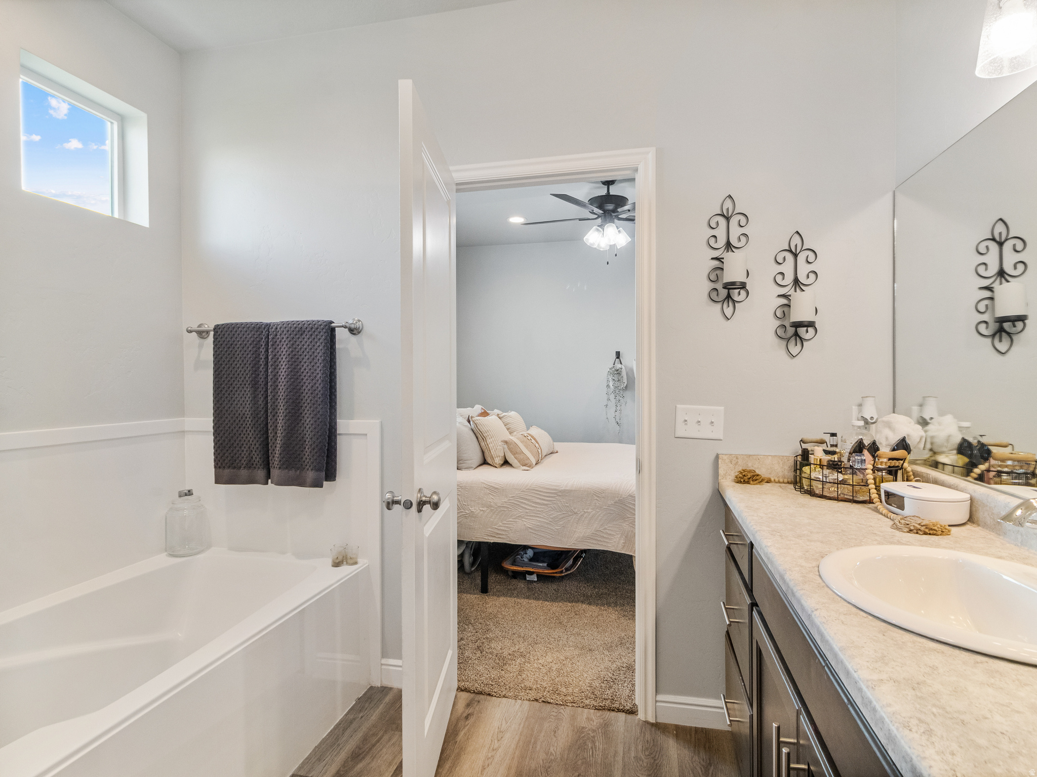 ASPEN RIDGES - Residential
