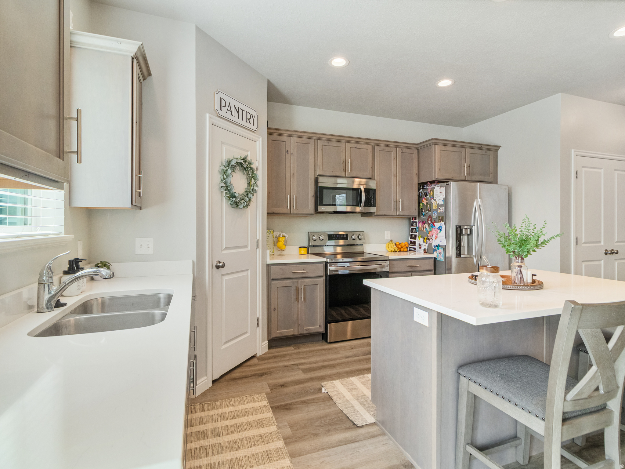 ASPEN RIDGES - Residential