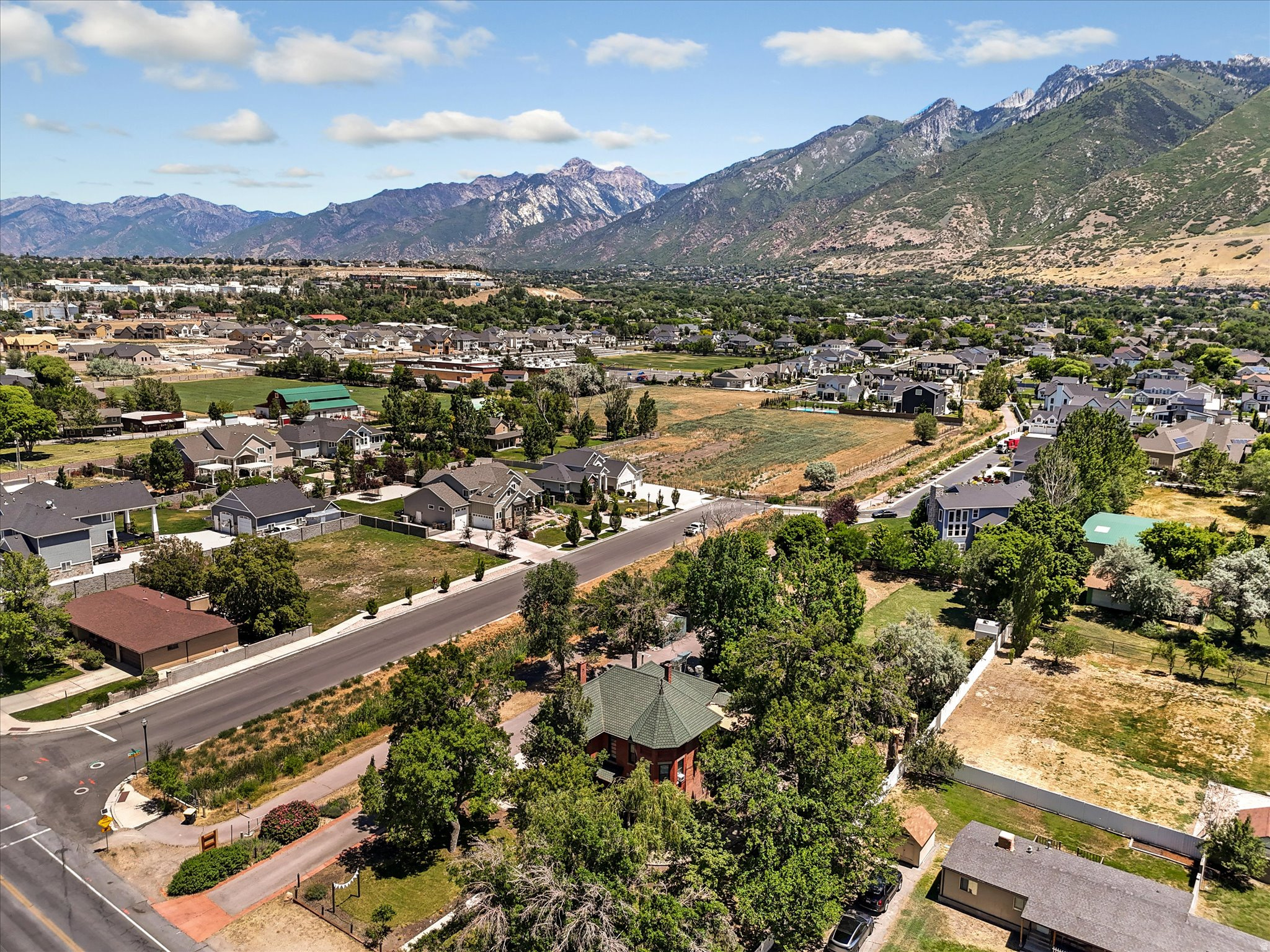 GREENWOOD - Commercial Sale
