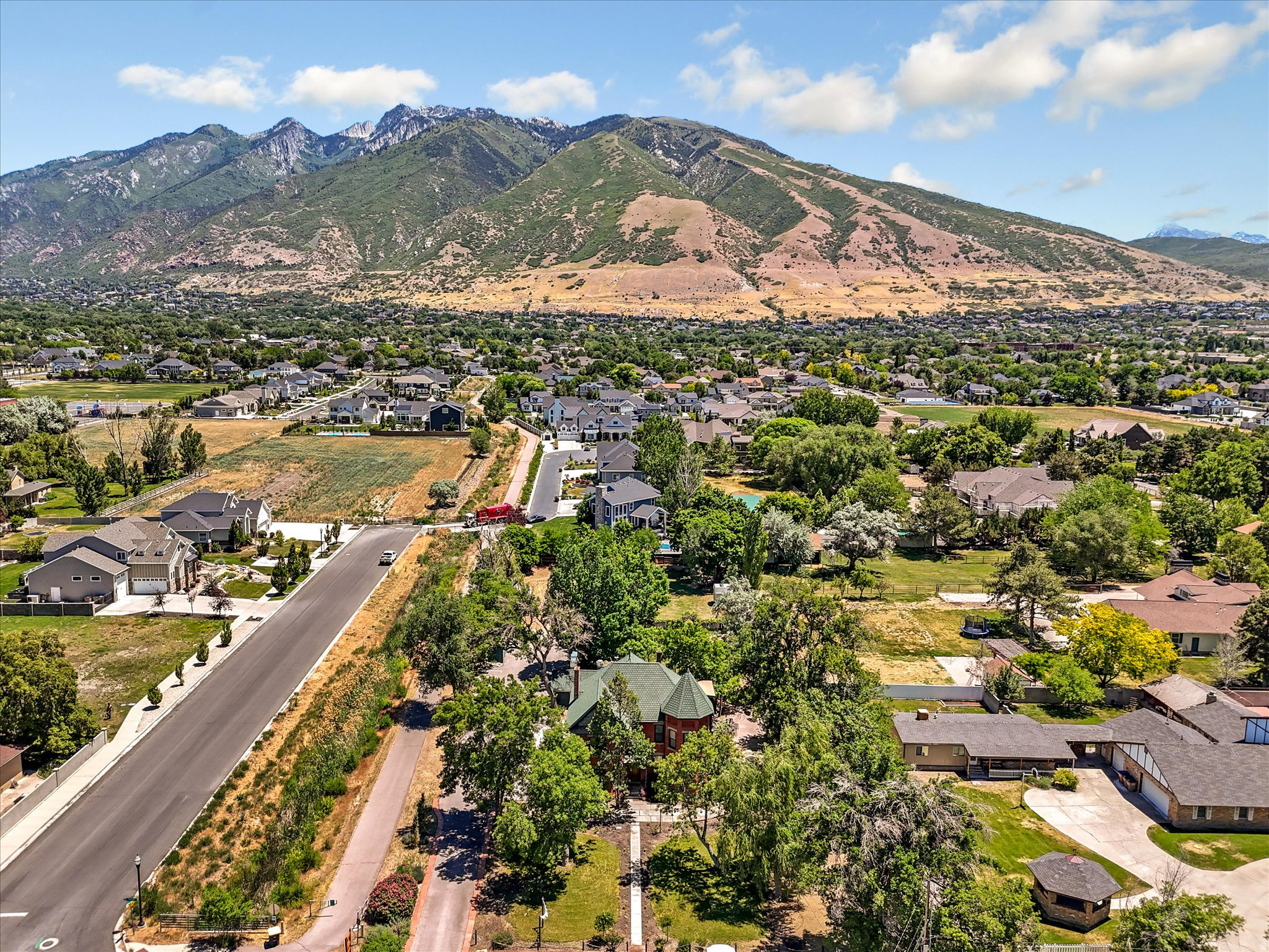 GREENWOOD - Commercial Sale