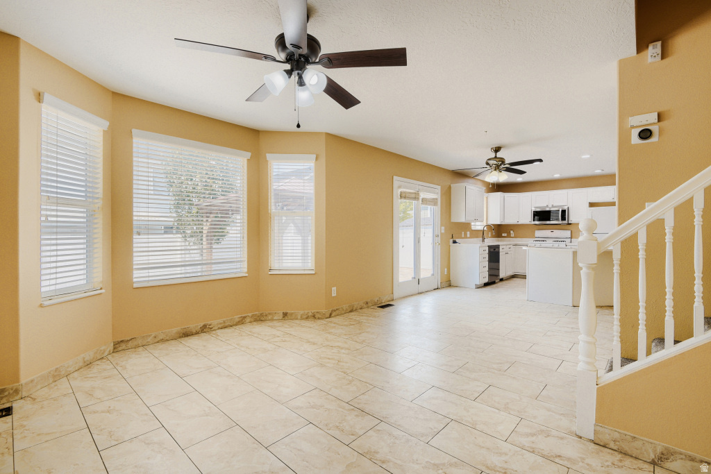 ABBIE COURT - Residential