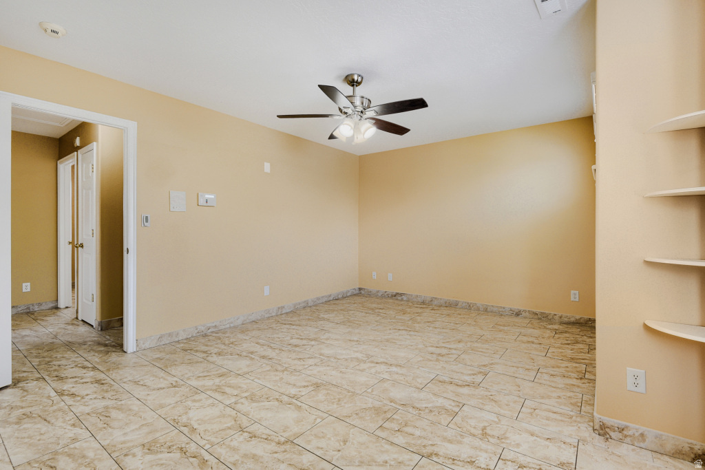 ABBIE COURT - Residential
