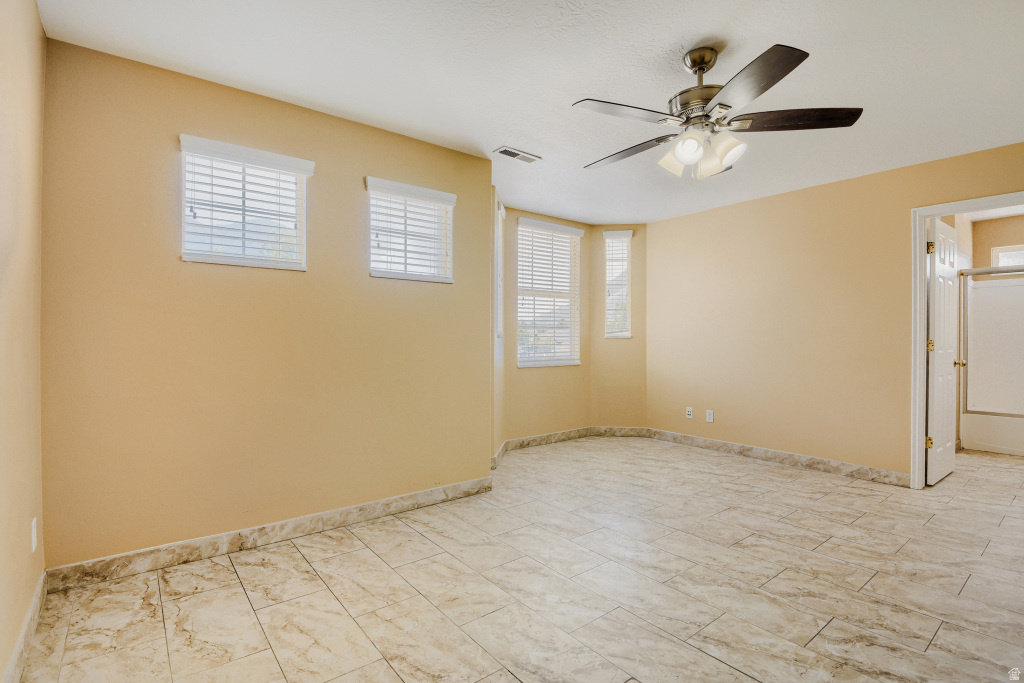 ABBIE COURT - Residential