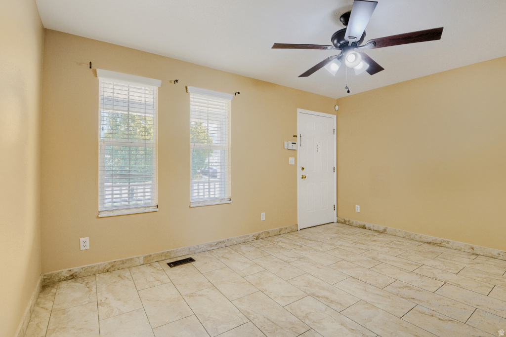 ABBIE COURT - Residential