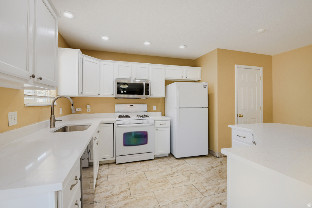 ABBIE COURT - Residential