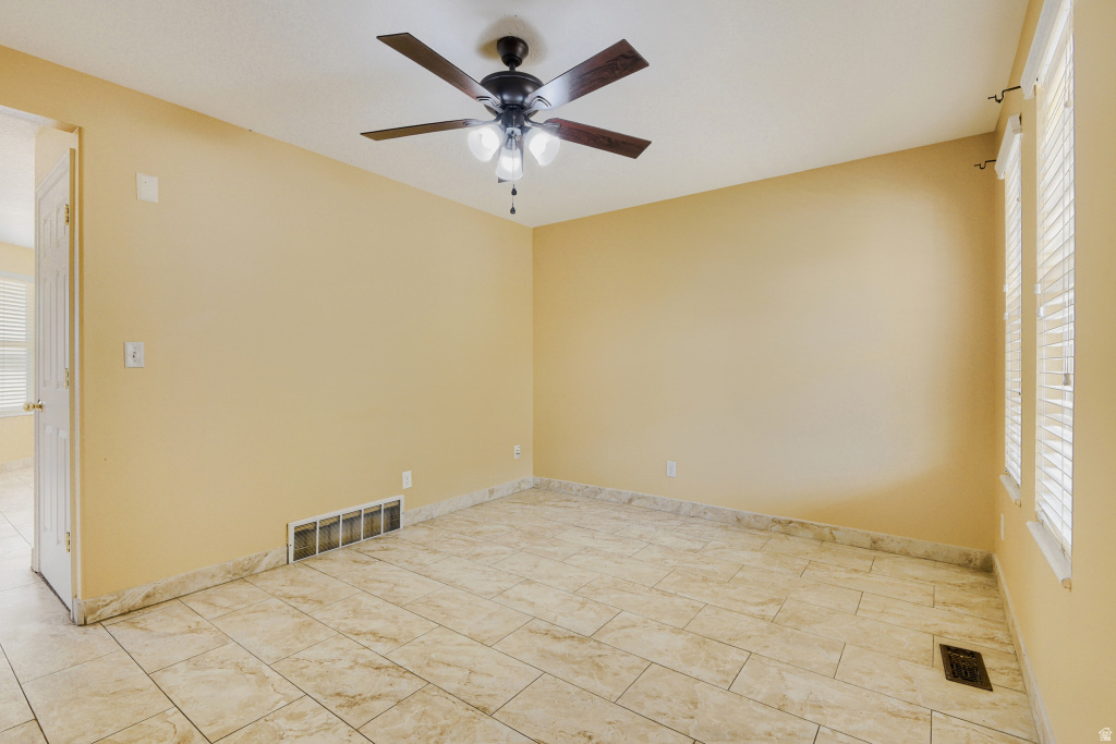 ABBIE COURT - Residential