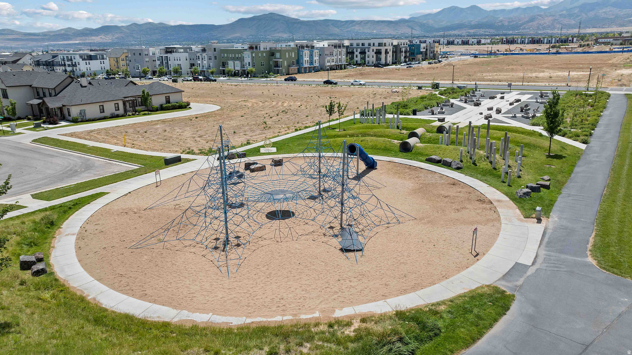 KENNECOTT - Residential