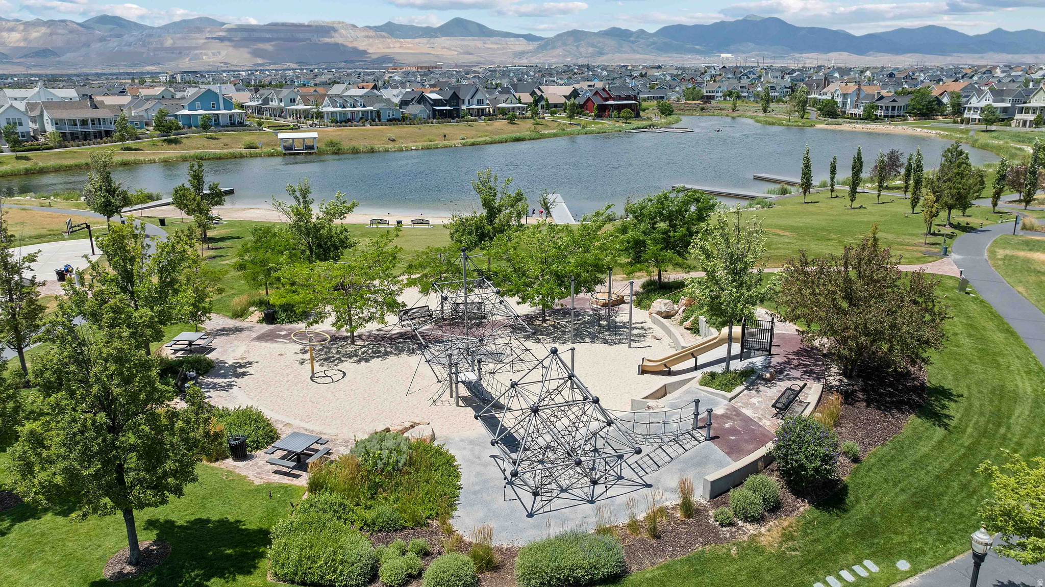 KENNECOTT - Residential