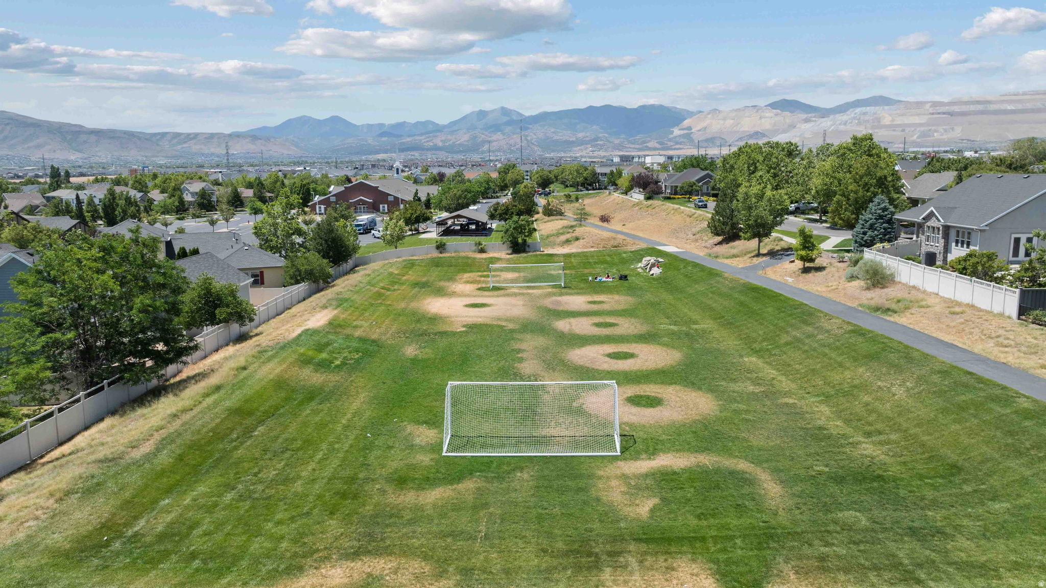 KENNECOTT - Residential