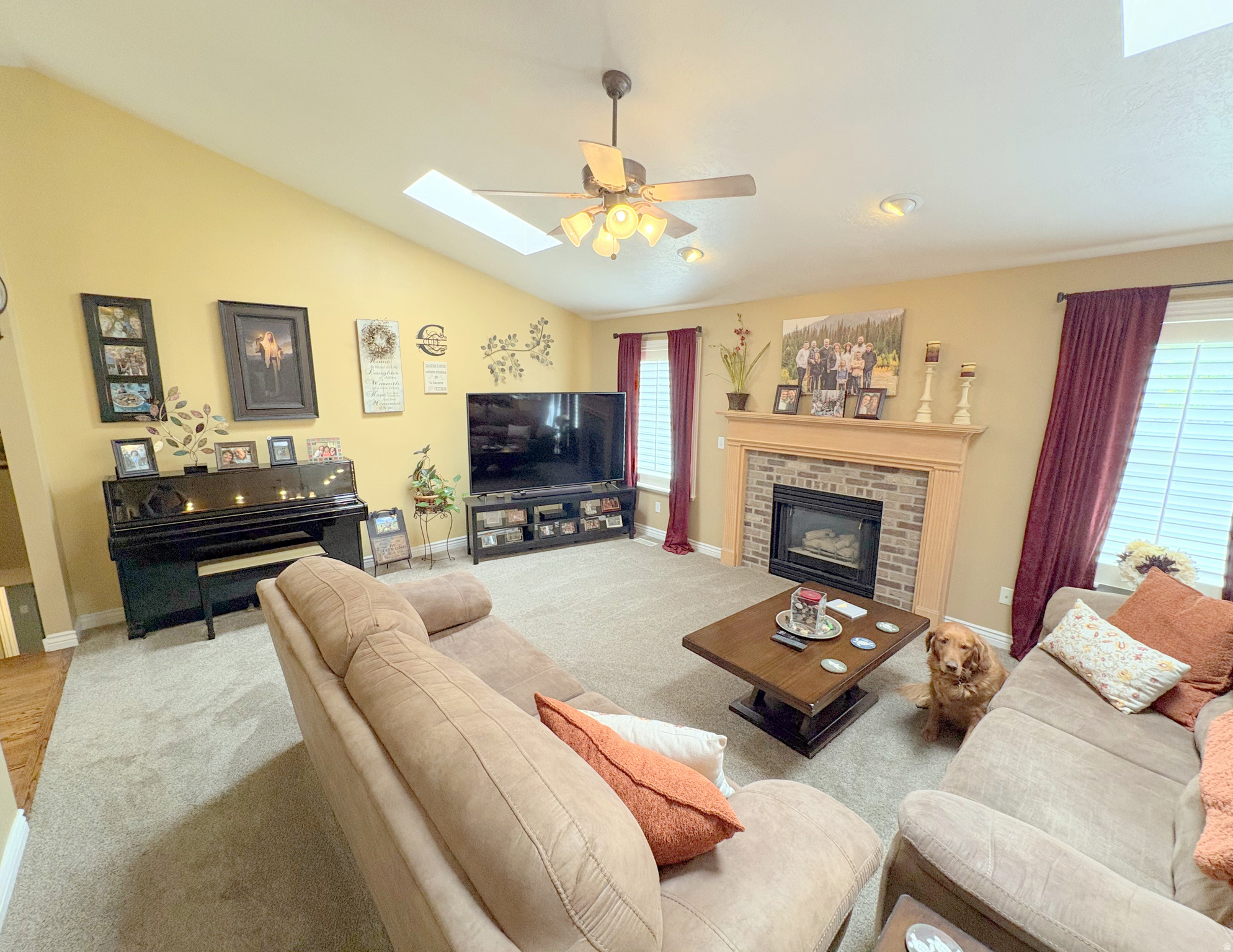 VISTA VIEW ESTATES - Residential