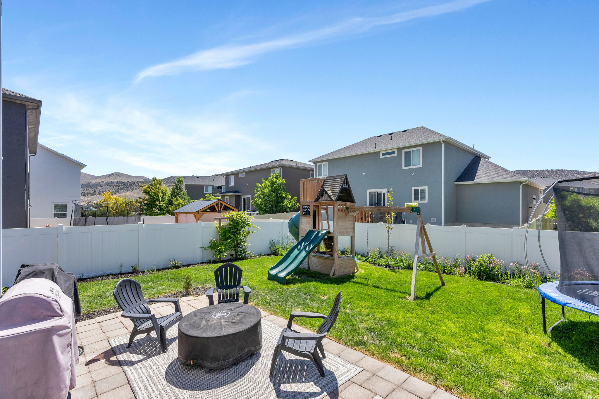 SILVERLAKE - Residential