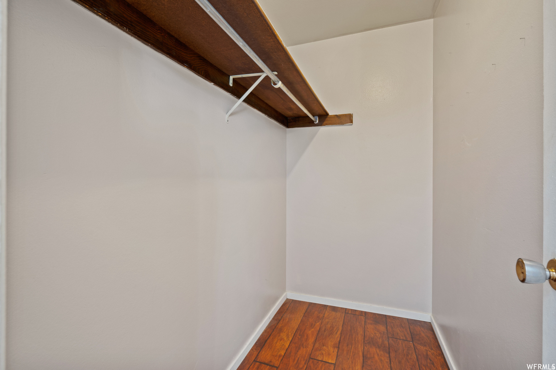 MEADOWBROOK - Residential