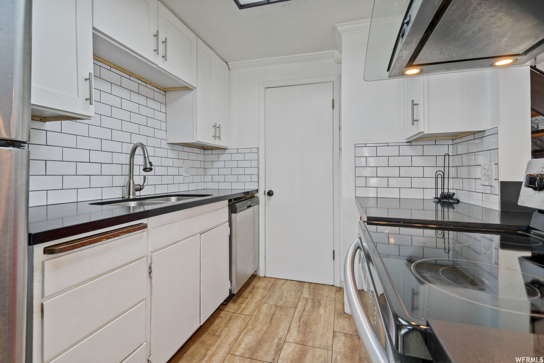 MEADOWBROOK - Residential