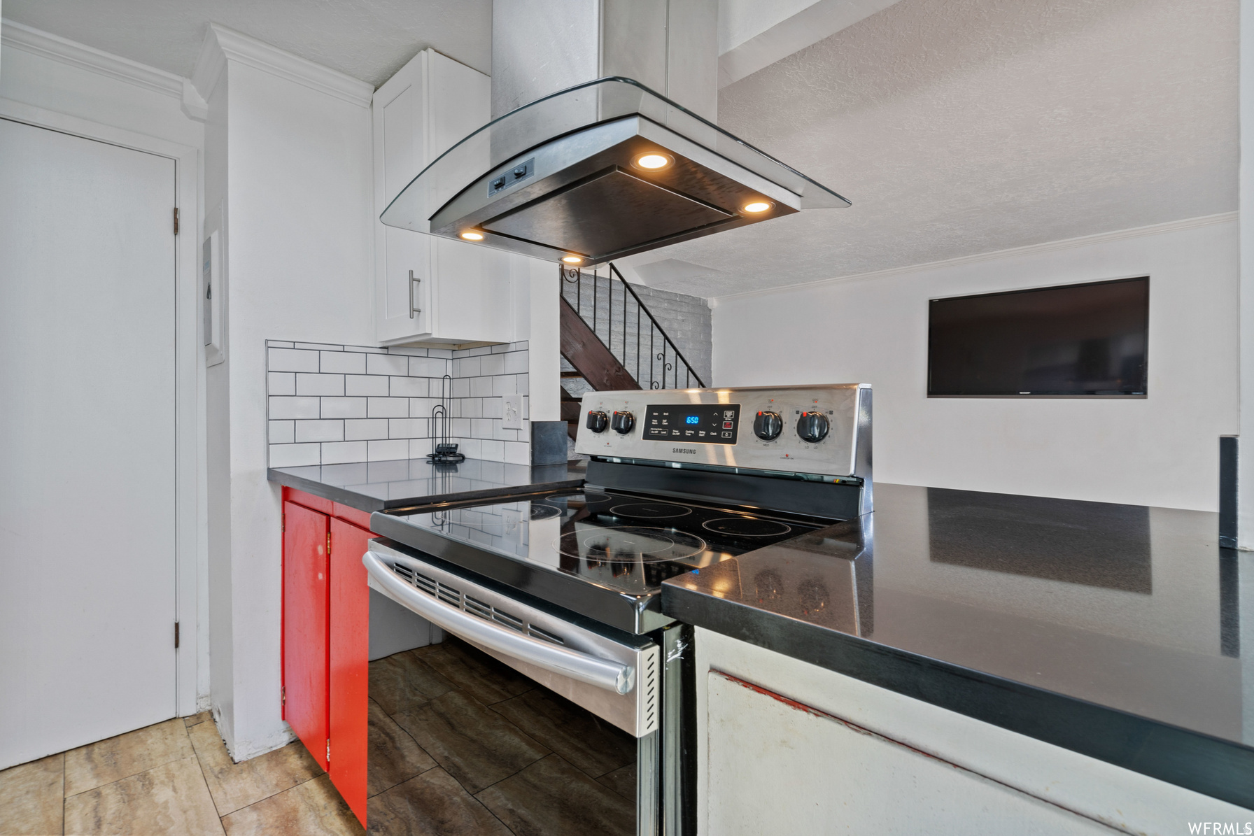 MEADOWBROOK - Residential