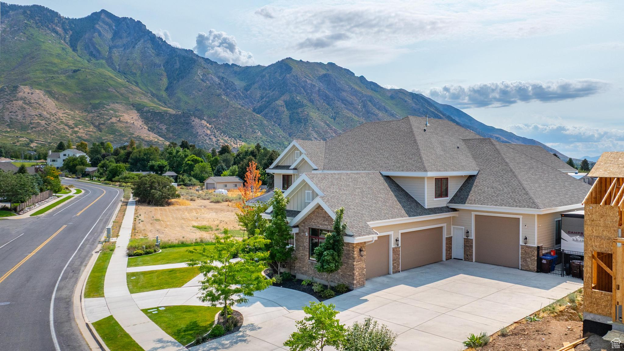 HERITAGE HILLS - Residential