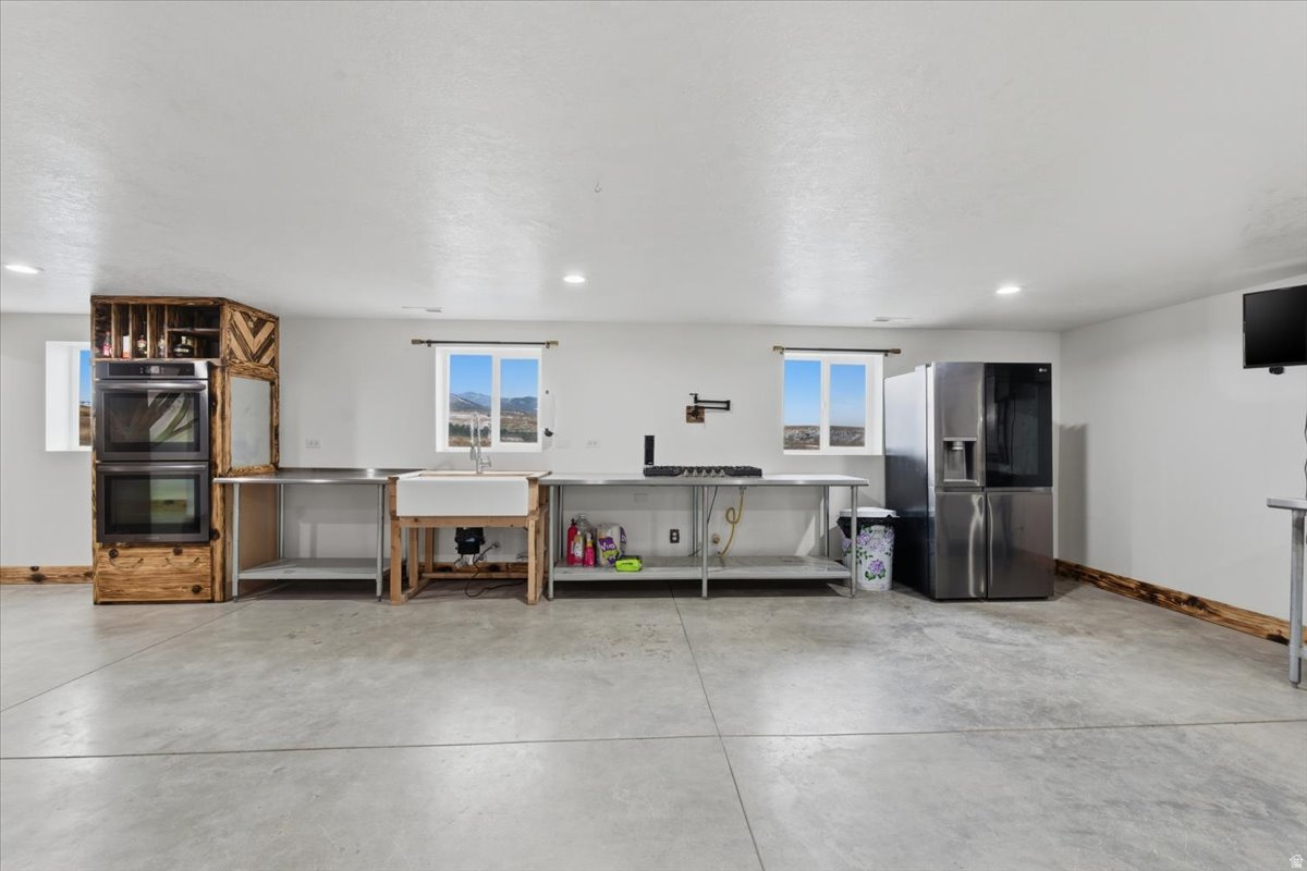 BRODIE CALDER - Residential