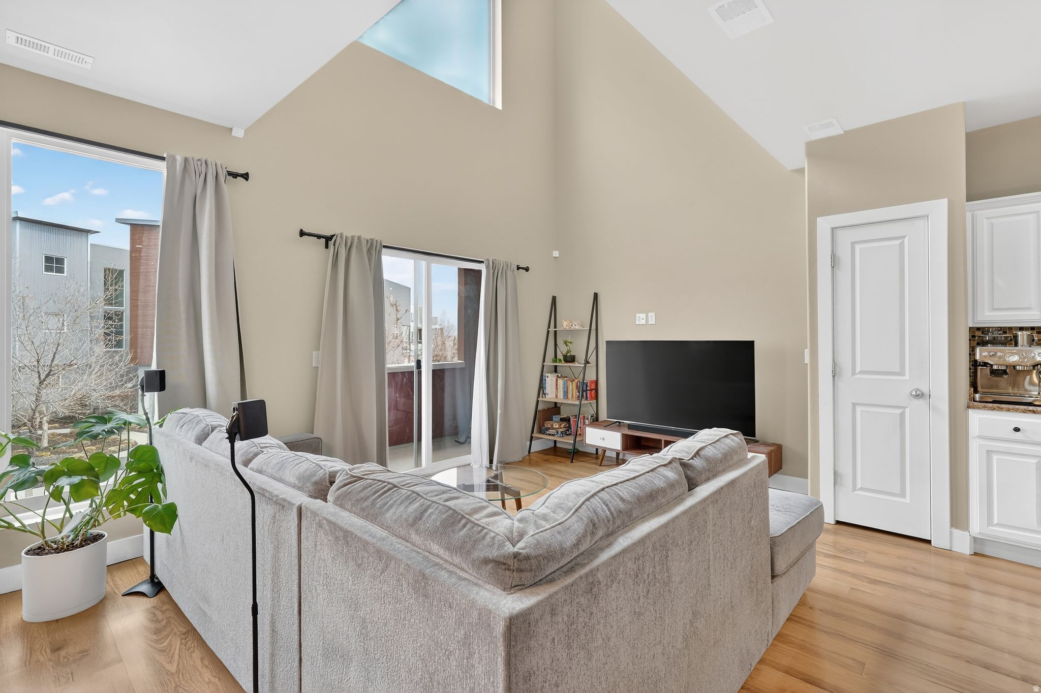KENNECOTT - Residential