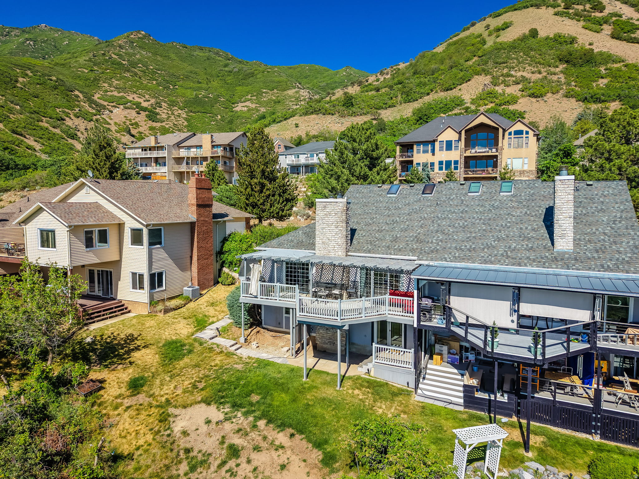 CHARLESTON COVE PRUD - Residential