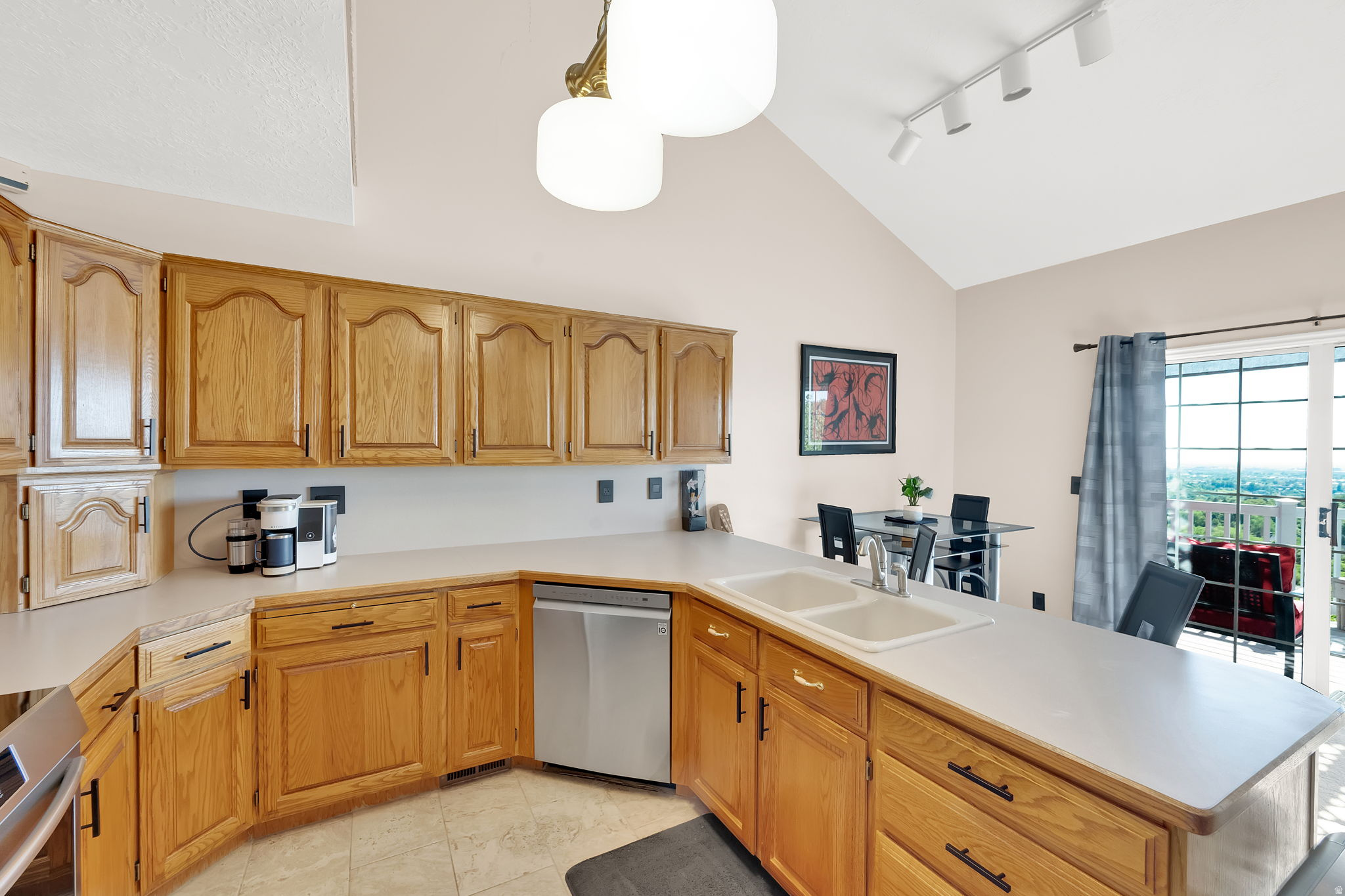 CHARLESTON COVE PRUD - Residential