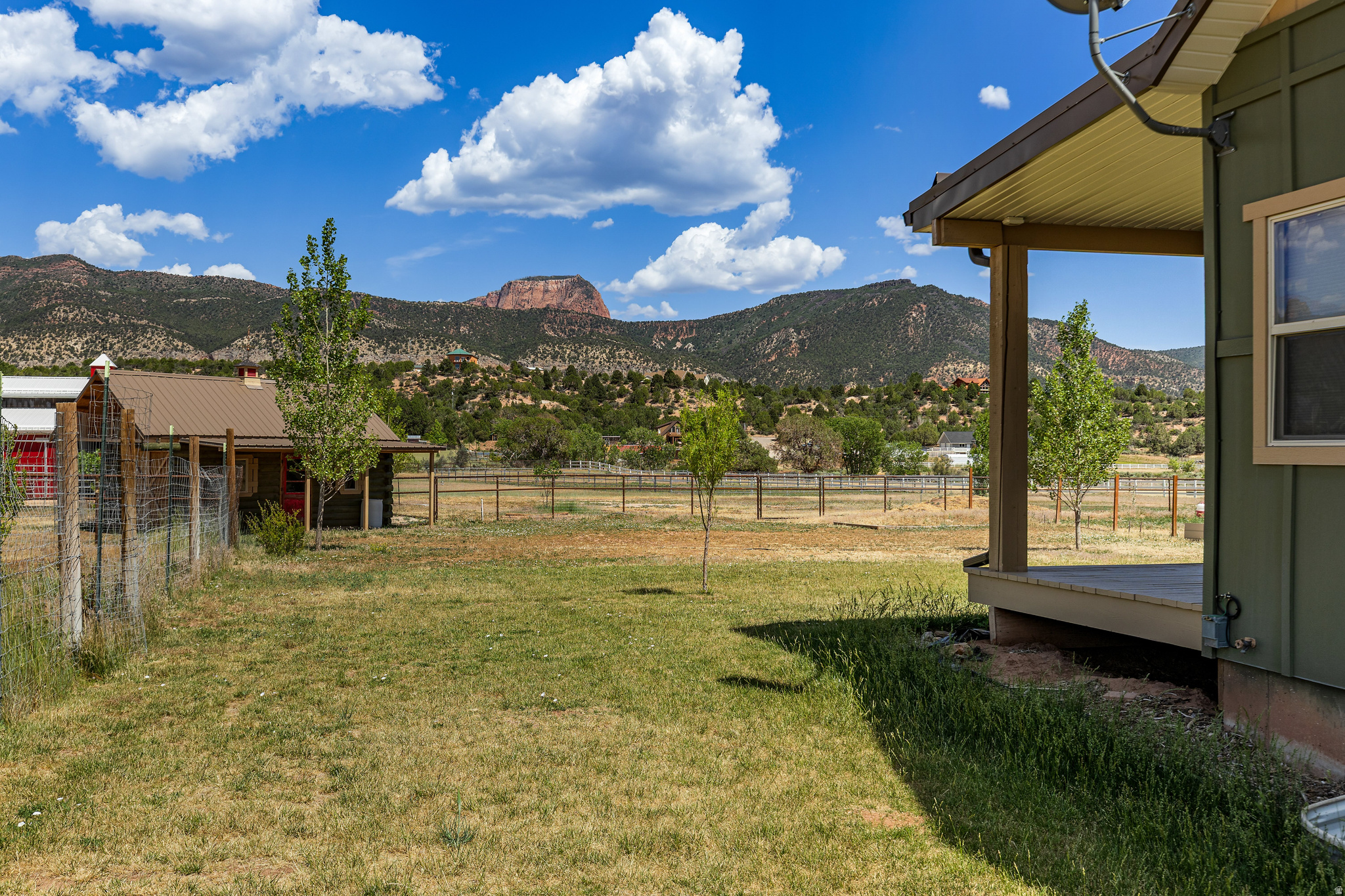 BLACKRIDGE RANCHES 3 - Residential