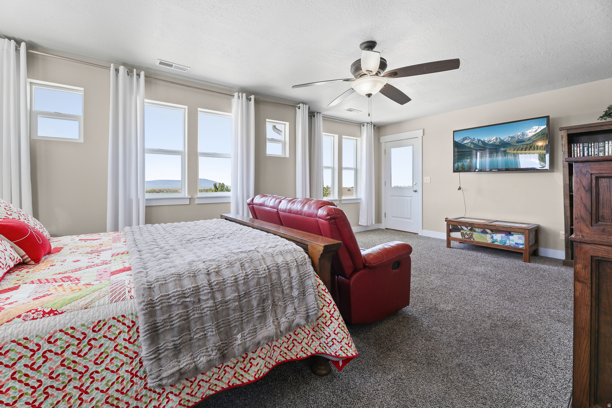 PASTURES AT SADDLEBACK - Residential