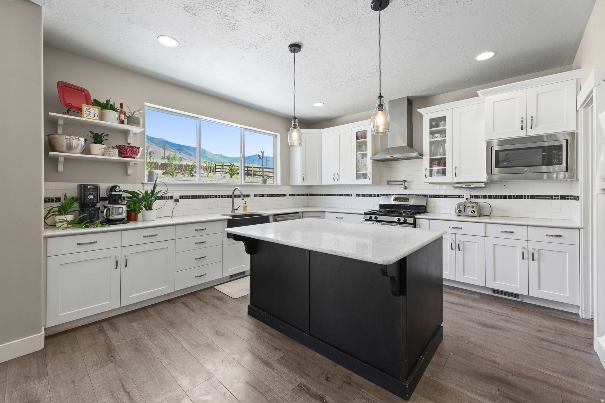 PASTURES AT SADDLEBACK - Residential