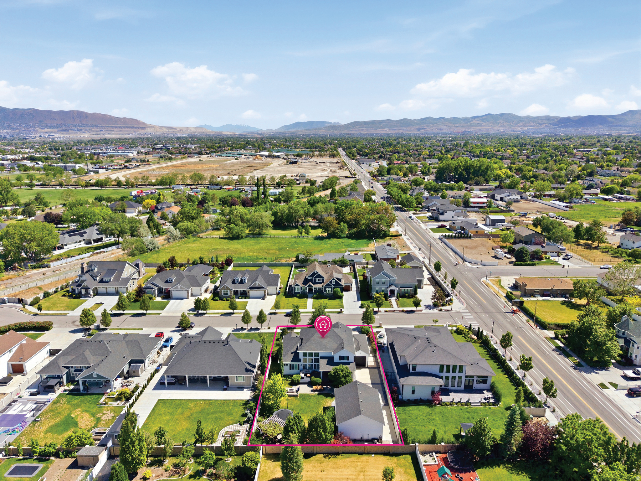 LEGEND CREEK - Residential