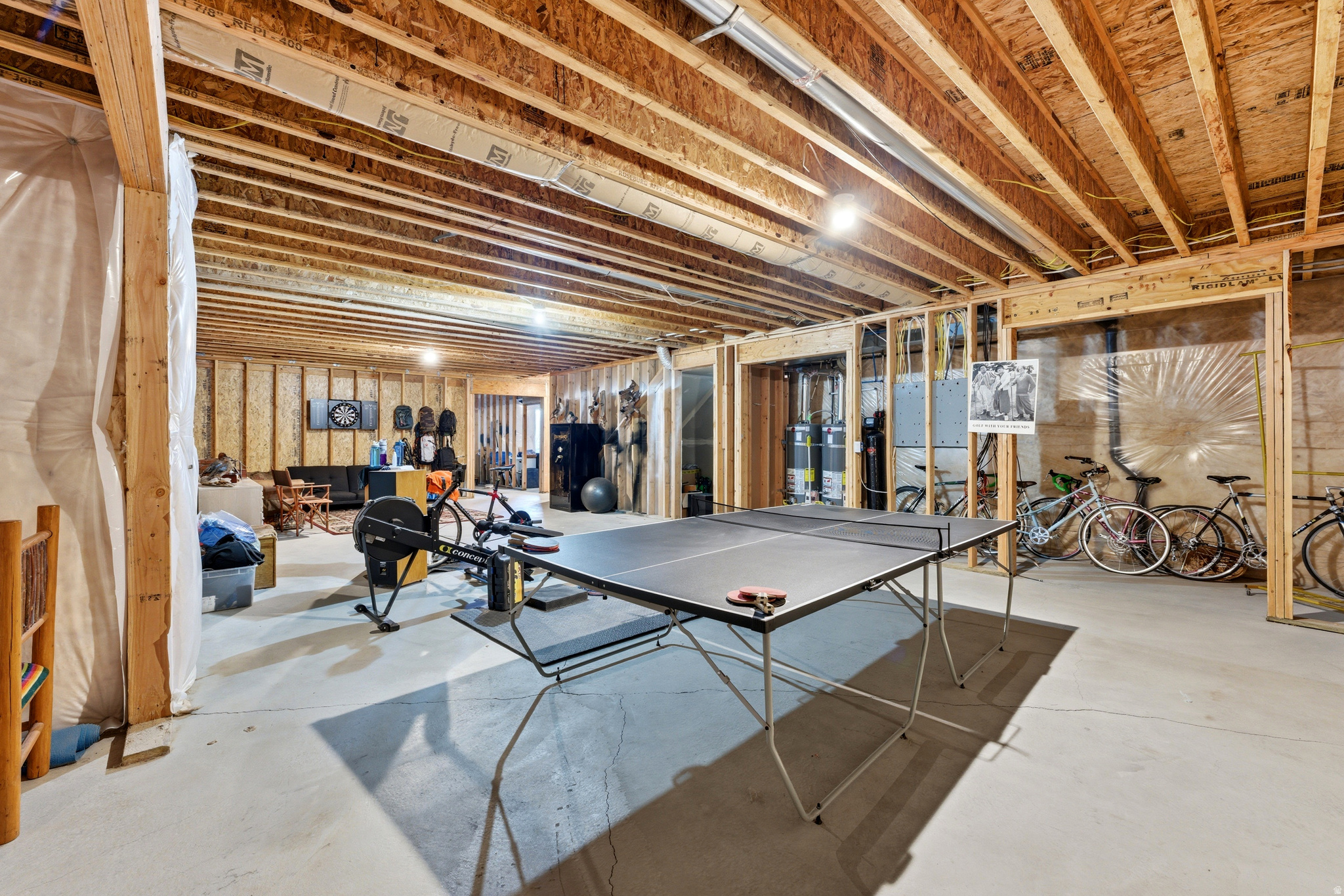 LEGEND CREEK - Residential