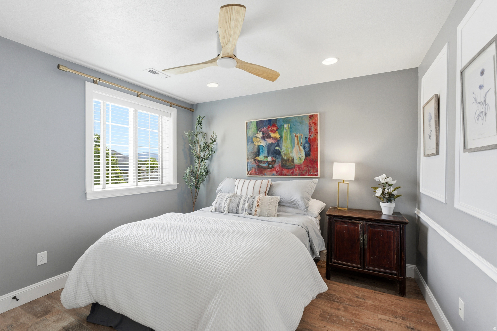 LEGEND CREEK - Residential