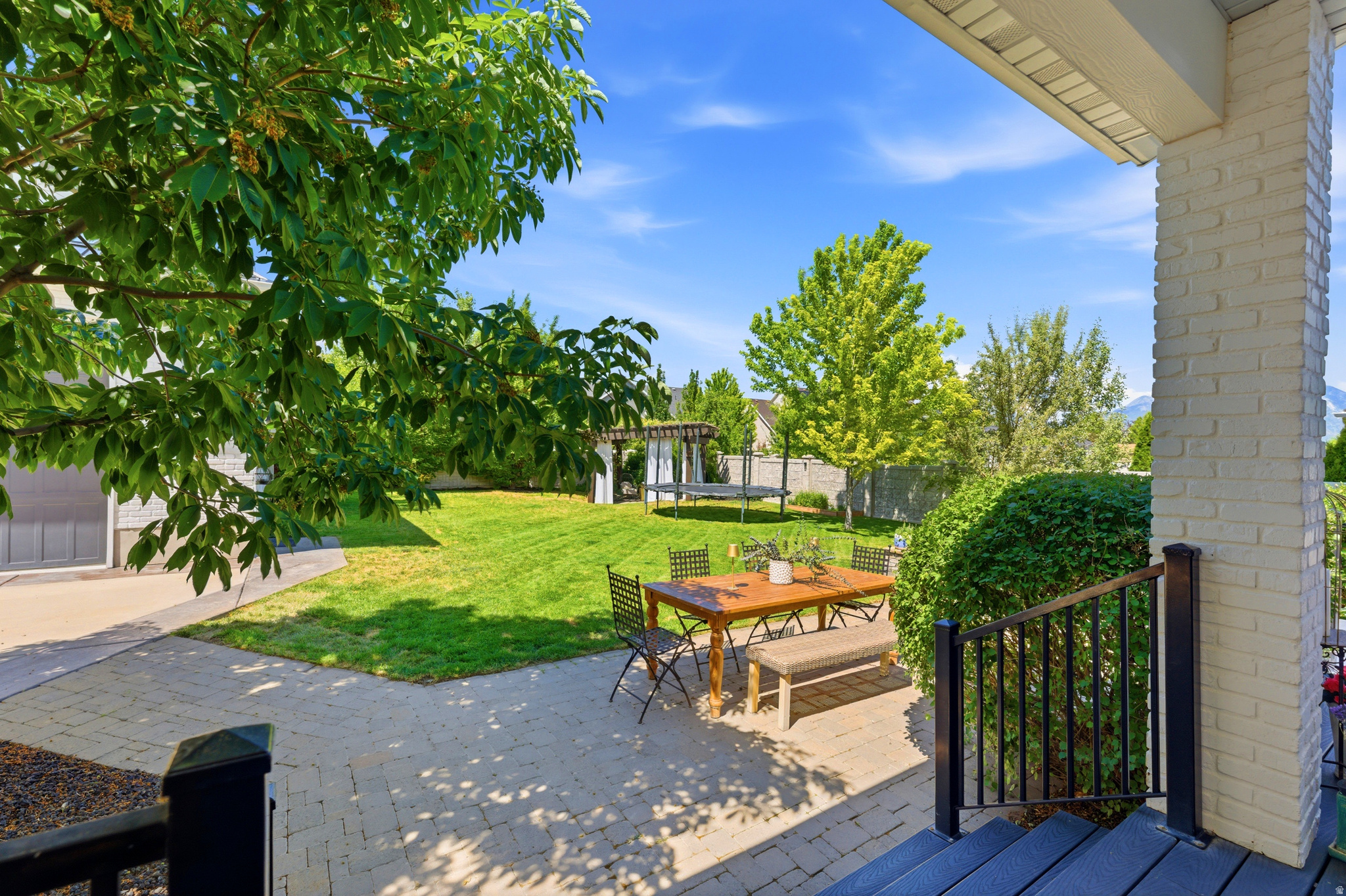 LEGEND CREEK - Residential
